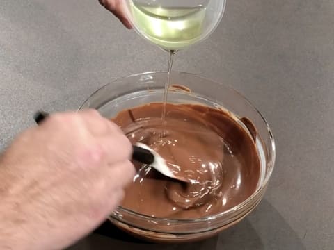 Barre chocolatée au nougat de Montélimar - 10