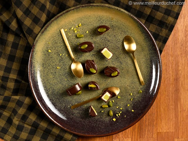 Bonbons Gianduja pistache - Notre recette illustrée - Meilleur du Chef