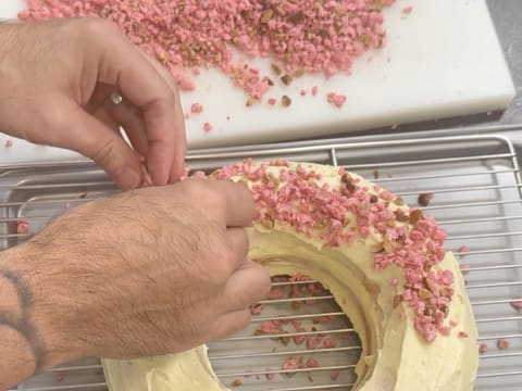 Brioche des rois à la praline rose & framboise - 85