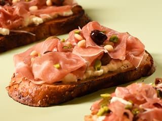 Bruschetta au jambon Serrano