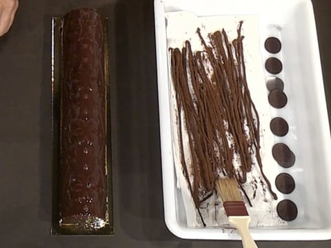 Bûche de Noël chocolat Mexique praliné tonka - 79