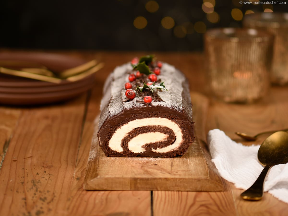 Bûche de Noël au chocolat - Recette de cuisine avec photos - Meilleur du  Chef