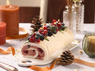 Bûche de Noël mascarpone et fruits rouges