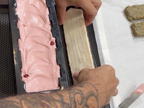 Bûche framboise & pistache - 69