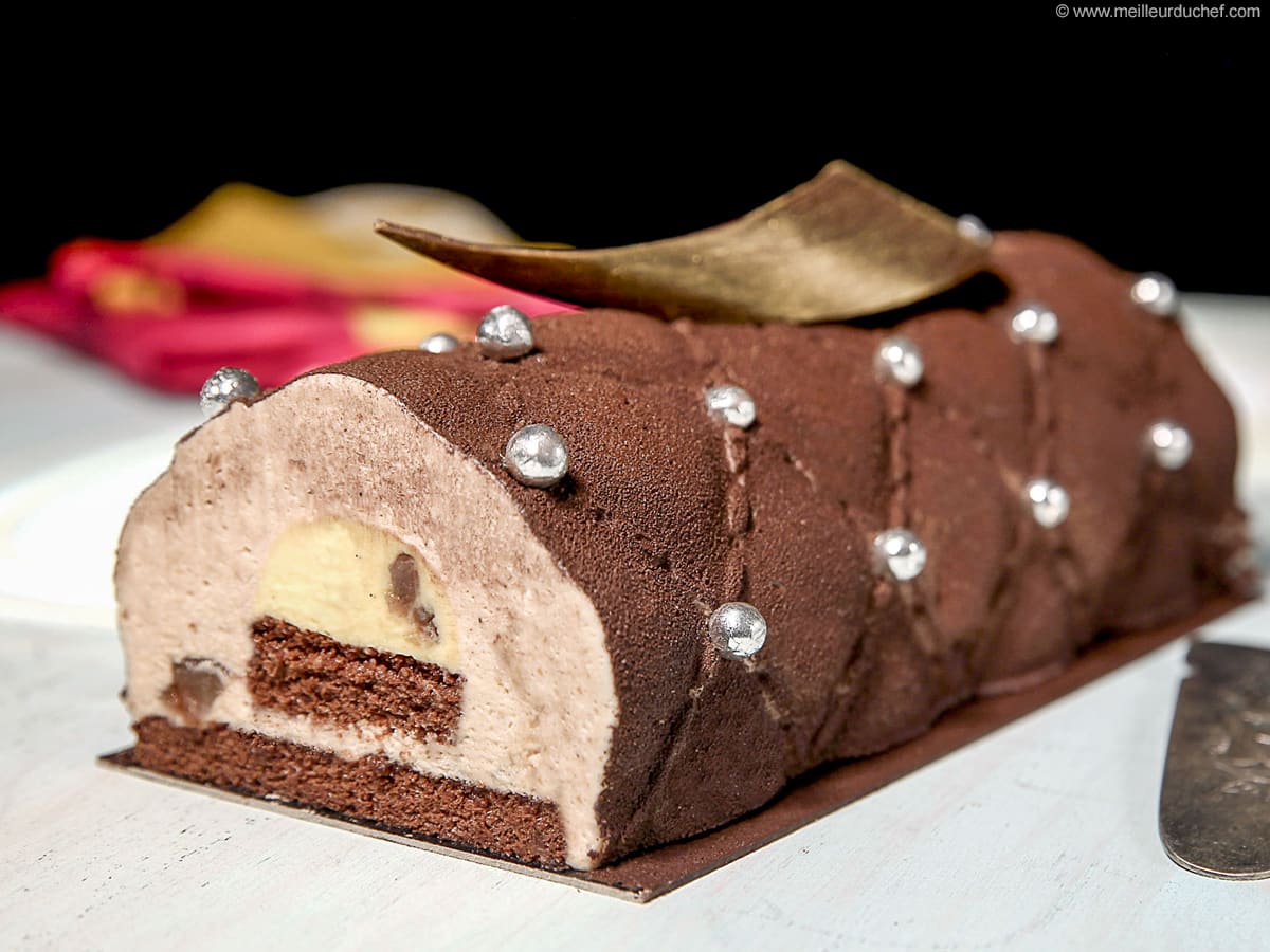 Bûche de Noël aux marrons - Recette de cuisine illustrée - Meilleur du Chef