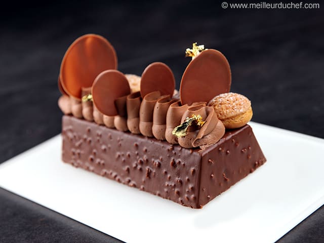 Bûche de Noël Saint Honoré brownie