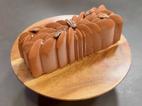 Bûche de Noël Saint-Honoré, vanille, caramel, pécan - 143