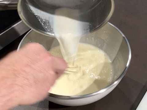 Cannelés salés au fromage de chèvre et au bacon - 13