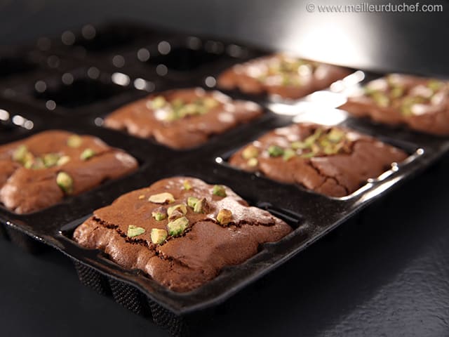 Carrés chocolat aux pistaches - Recette de cuisine avec photos - Meilleur  du Chef