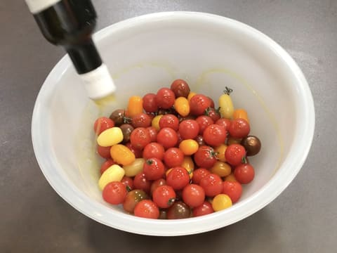 Chaud-froid de tomates cerises confites, sauce yaourt - 3