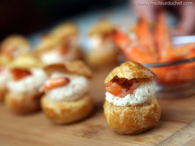 Choux fourrés à la mousse de crevettes