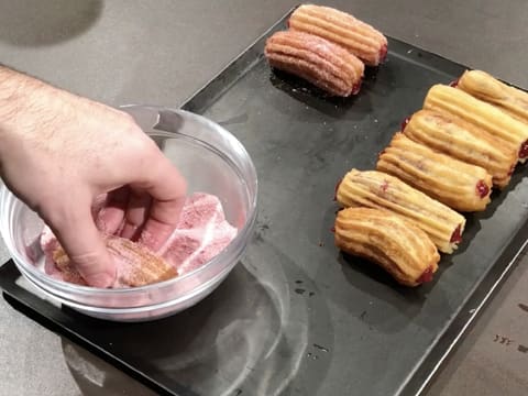 Churros fourrés à la fraise et à la framboise - 43