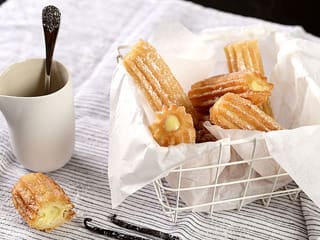 Churros fourrés à la vanille