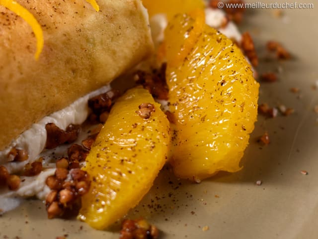 Crêpes roulées à la vanille et agrumes confits