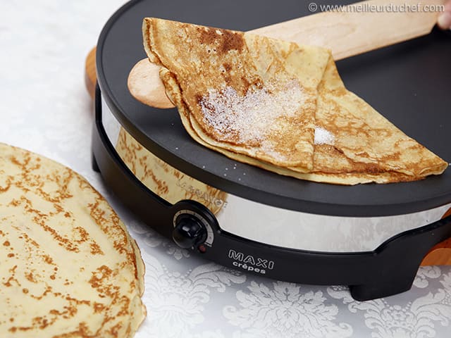 Poêle à pancakes : comment choisir une machine à mini-crêpes ?