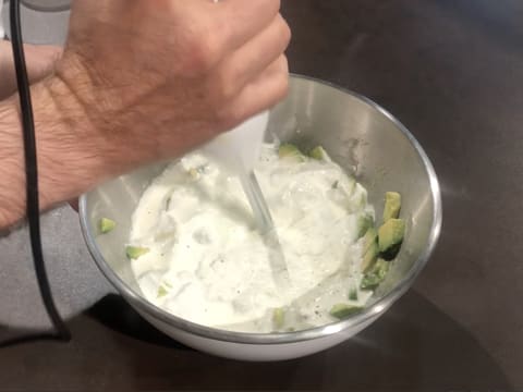 Espuma d'avocat aux crevettes épicées - 12