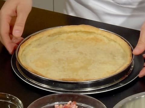 Comment précuire facilement un fond de tarte ? - La Cuisine Ensemble