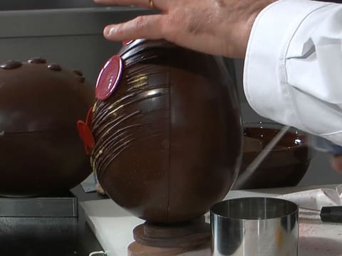 Déclinaison de décors sur œufs de Pâques en chocolat - 49