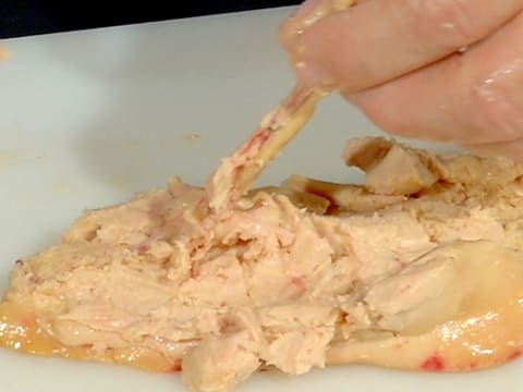 Déveinage d'un foie gras selon la méthode d'Eric Léautey - 48