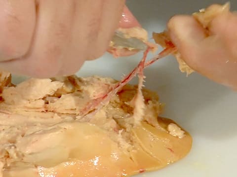 Déveinage d'un foie gras selon la méthode d'Eric Léautey - 50