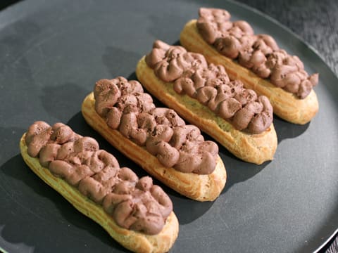 Éclair à la ganache au chocolat - 28