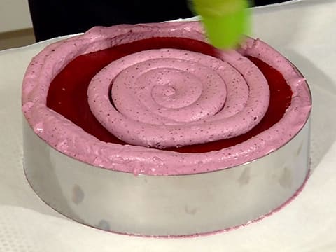 Entremets printanier à la myrtille - 83