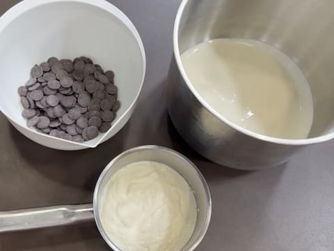 Entremets chocolat noir & praliné pécan vanillé - 143