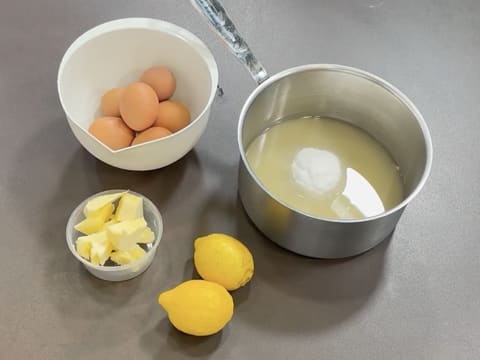 Entremets citron et mandarine "Bonne fête maman" - 1