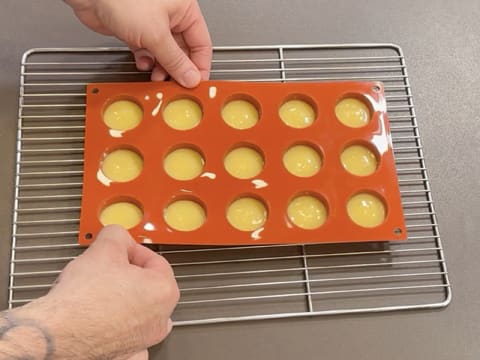 Entremets citron et mandarine "Bonne fête maman" - 11