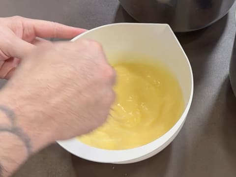 Entremets citron et mandarine "Bonne fête maman" - 62