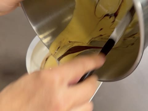 Entremets 2 chocolats et caramel fumé - 100
