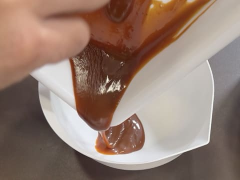 Entremets 2 chocolats et caramel fumé - 69