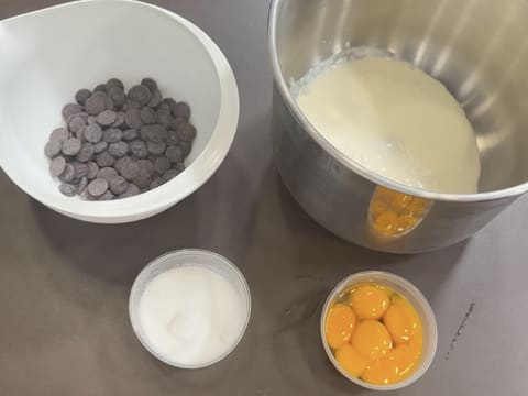 Entremets 2 chocolats et caramel fumé - 89