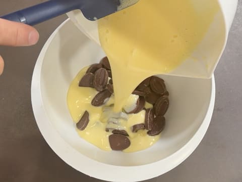 Entremets myrtilles, chocolat & vanille - 115