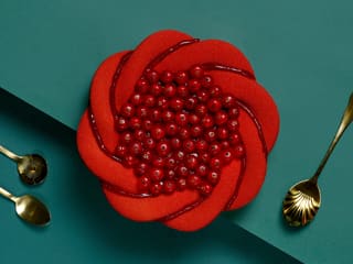 Entremets de Noël ananas, pêche & safran