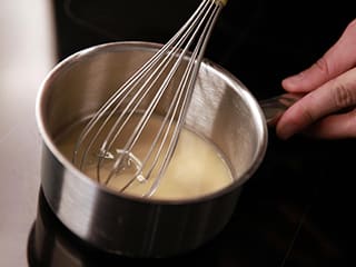 Faire un roux blanc