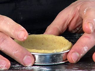 Comment confectionner des cercles à pâtisseries ?