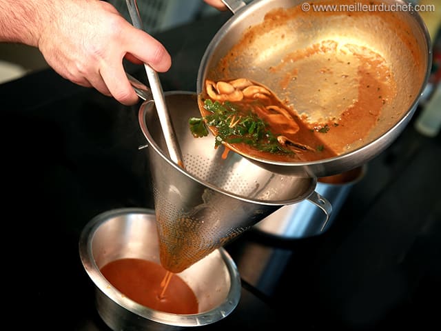 Fond de Jus de Veau Lié - Fonds de Sauce, Fumets et Jus Déshydratés de  Qualité Professionnelle - La Toque d'Or