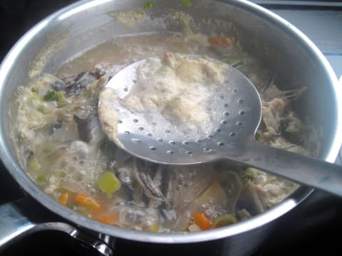 Fumet de poisson Ou comment la découverte d'un BBQ m'amène à faire du  fumet de poisson - Les petites douceurs de Cricri