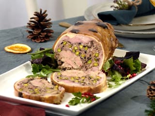 Galantine de canette au foie gras et champignons