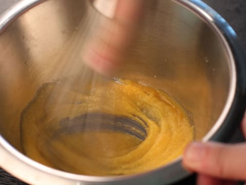 Galette des rois au caramel et aux pommes - 5