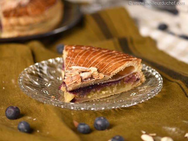 Galette des rois frangipane/cassis