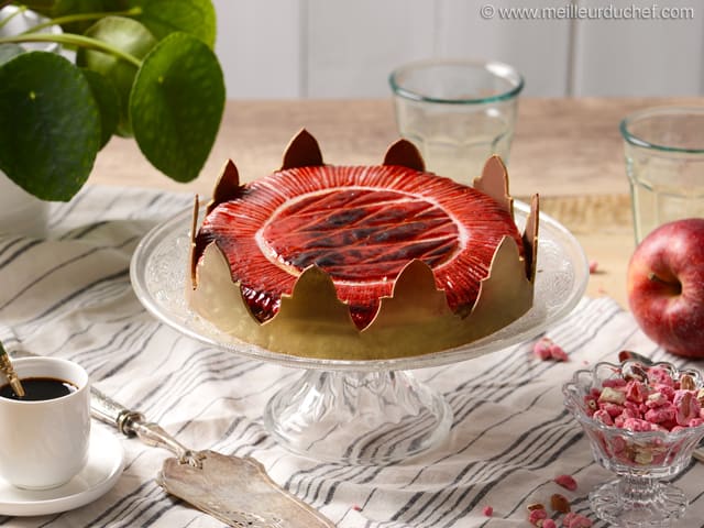 Galette des rois feuilletée à la praline rose