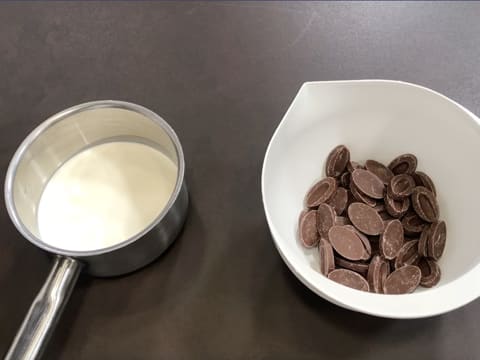 Ganache au chocolat au lait - 1