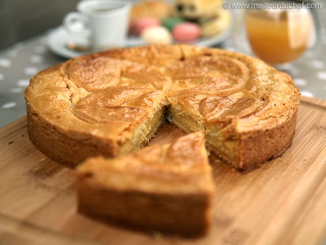 Gâteau basque à la crème