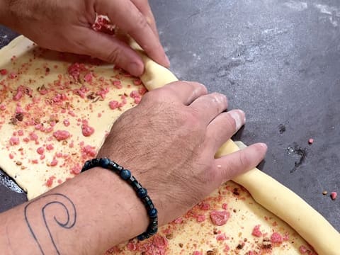 Gâteau des rois à la praline rose - 34