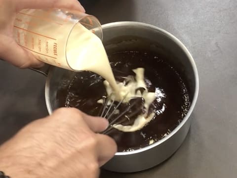 Gâteau gingerbread de Noël au chocolat - 19