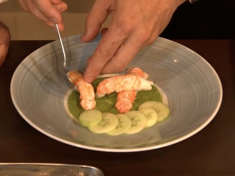 Langoustine vapeur de marjolaine, crème de laitue au wasabi - 53