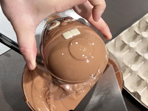 Moulage en chocolat du lapin Eddie - 32