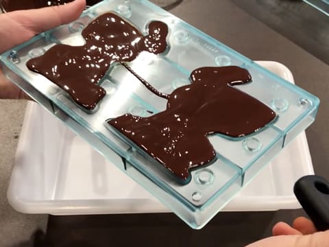 Lapin de Pâques en chocolat - Fiche recette avec photos - Meilleur du Chef